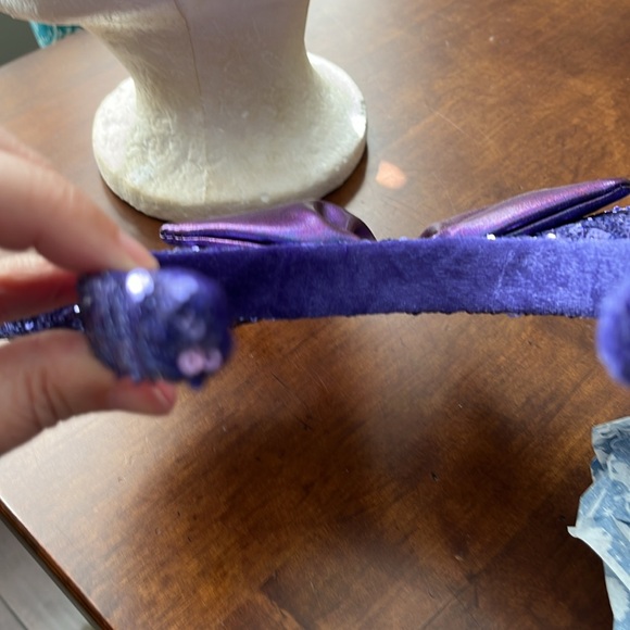 Disney Parks purple sequin Minnie mouse Ear band never worn - Picture 13 of 15